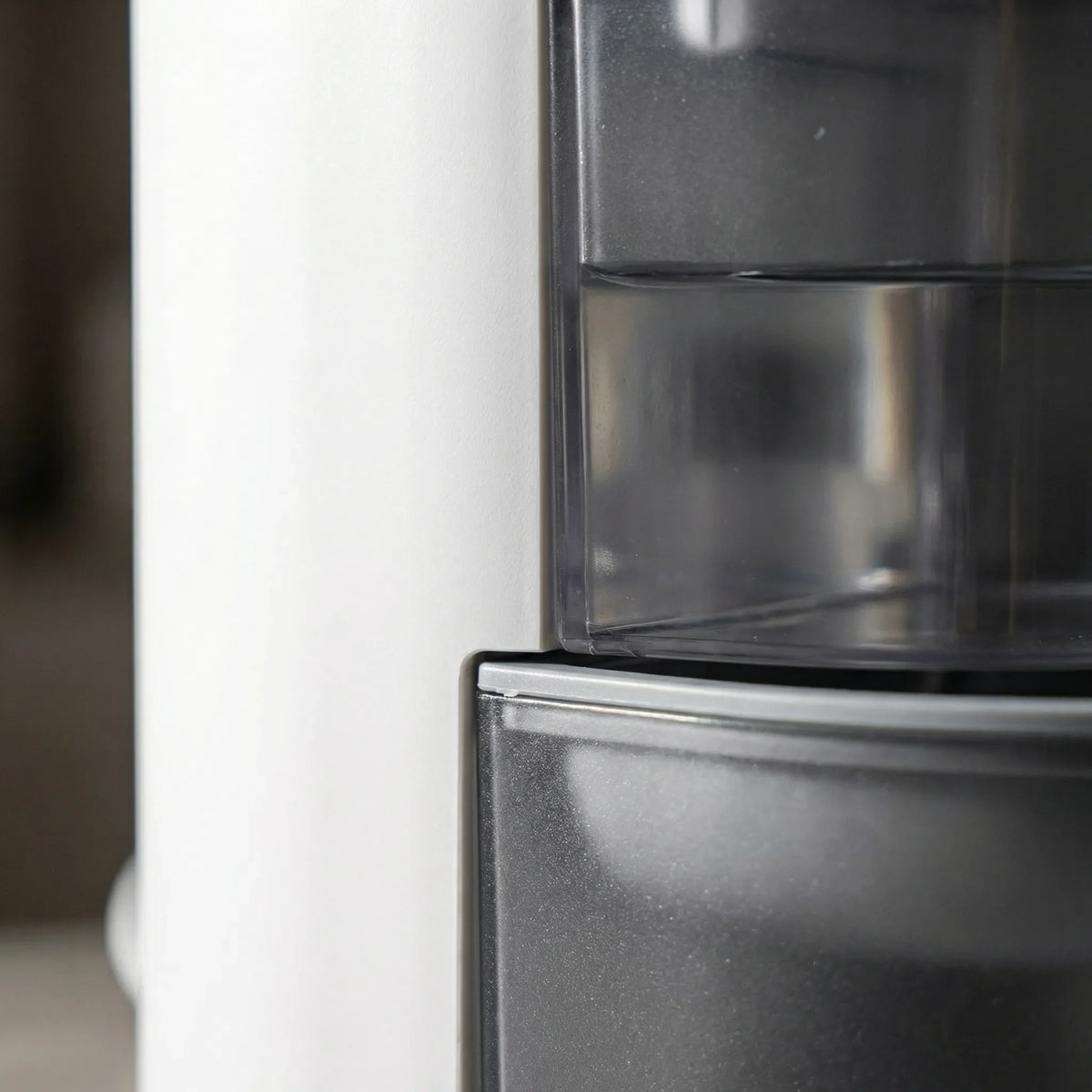 Automatischer Trinkbrunnen für Haustiere mit Filter und Edelstahlnapf