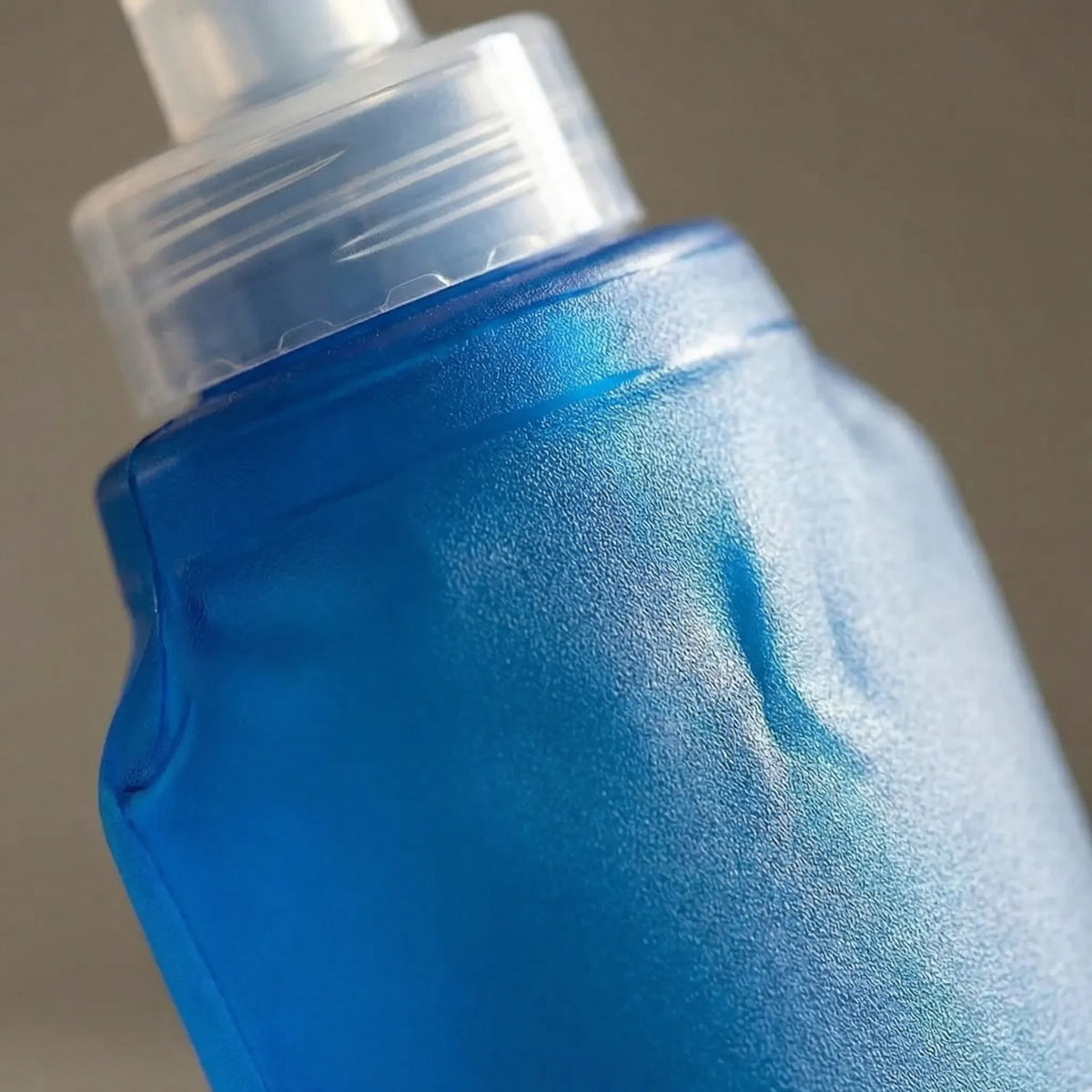 Zusammenklappbare Sportflasche mit Hochleistungs-Ventil auslaufsicher