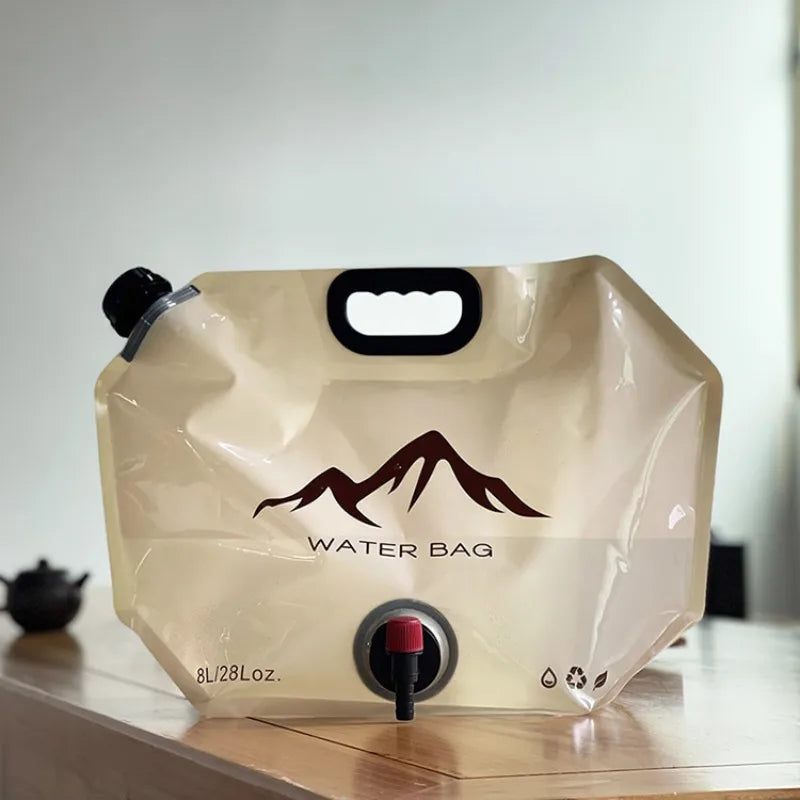 Zusammenklappbarer Wasserbehälter 8 Liter mit Zapfhahn für Camping