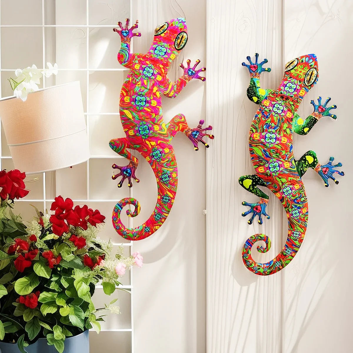 Gecko-Wandskulptur mit lebendiger bemalter Oberflächenfinish