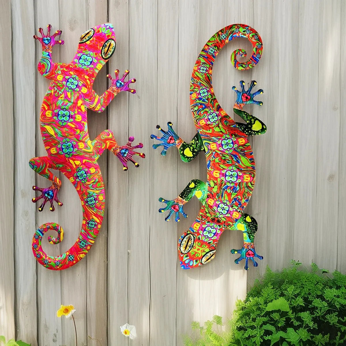 Gecko-Wandskulptur mit lebendiger bemalter Oberflächenfinish