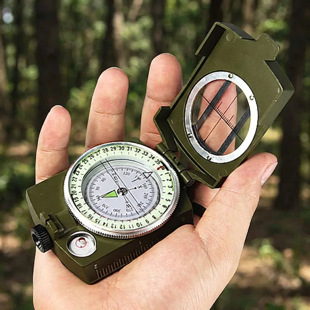 Klappkompass mit Visier und Gradmarkierungen für Wandern
