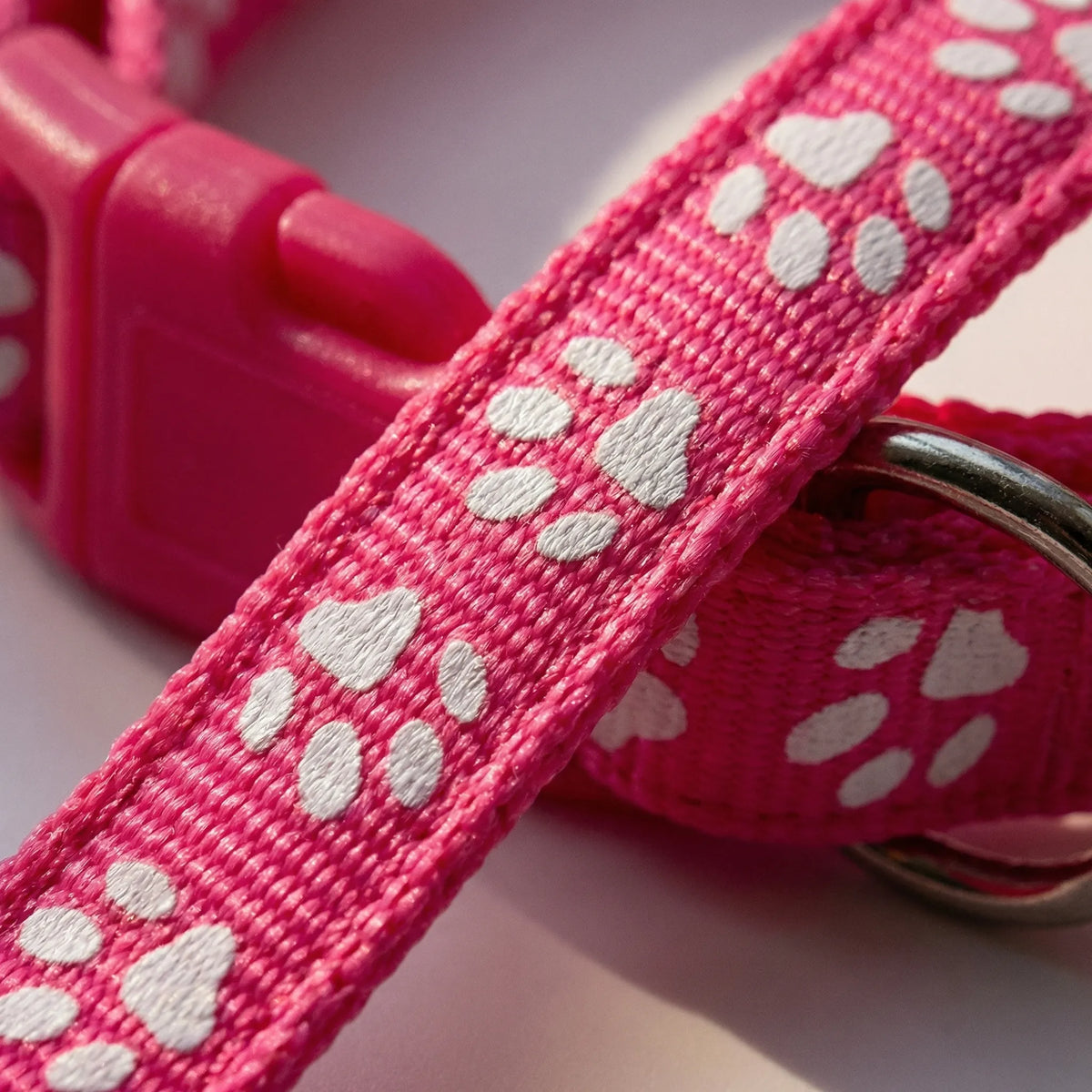 Verstellbares Halsband- und Leinen-Set für kleine Hunde und Katzen mit Pfotenmuster