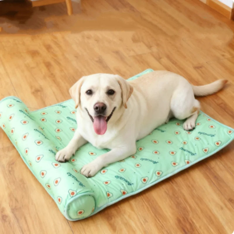 Atmungsaktive flache Kühlmatte für Hunde und Katzen mit Nackenkissen