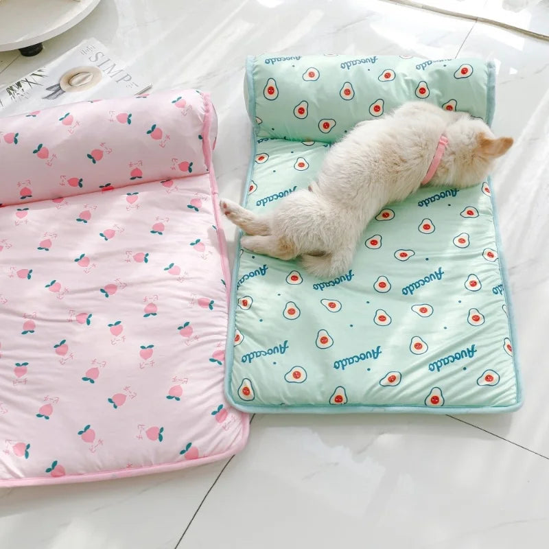 Atmungsaktive flache Kühlmatte für Hunde und Katzen mit Nackenkissen