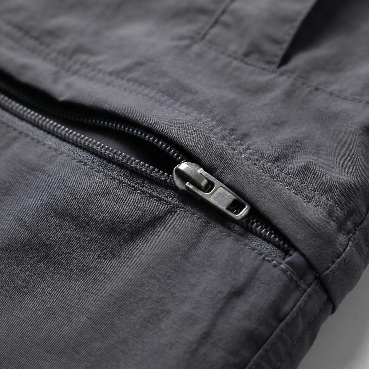 Zip-Off Wanderhose Herren schnelltrocknend robust mit Reissverschlusstaschen