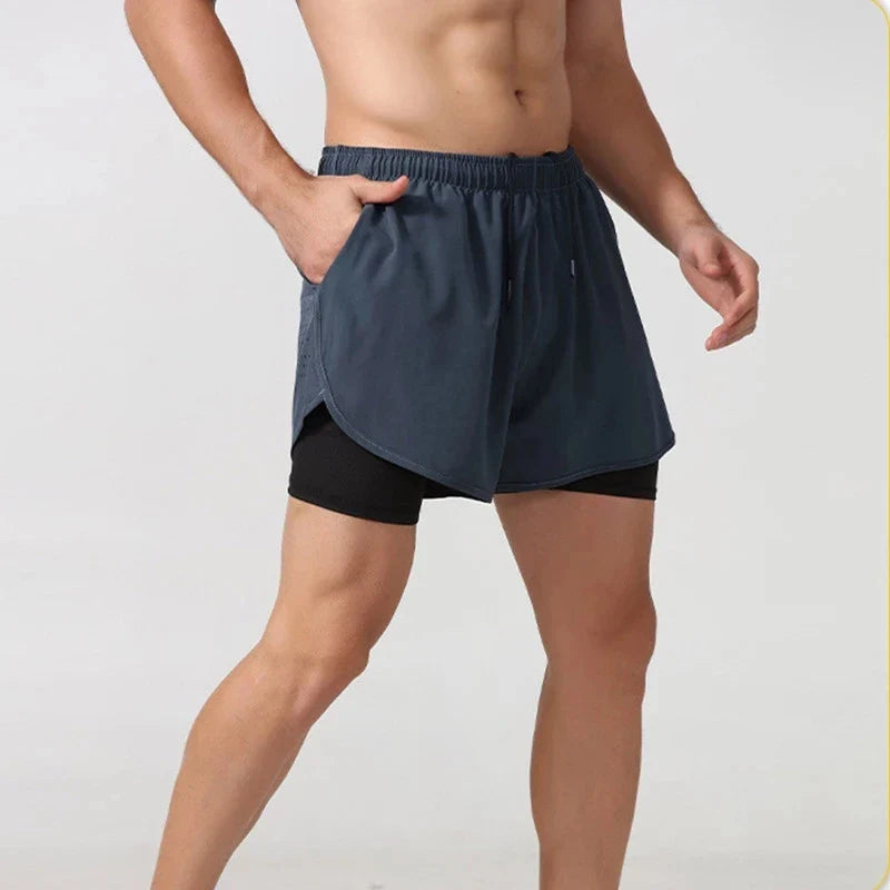 Zweilagige Herren Laufshorts schnelltrocknend mit Reissverschlusstasche und Reflektoren