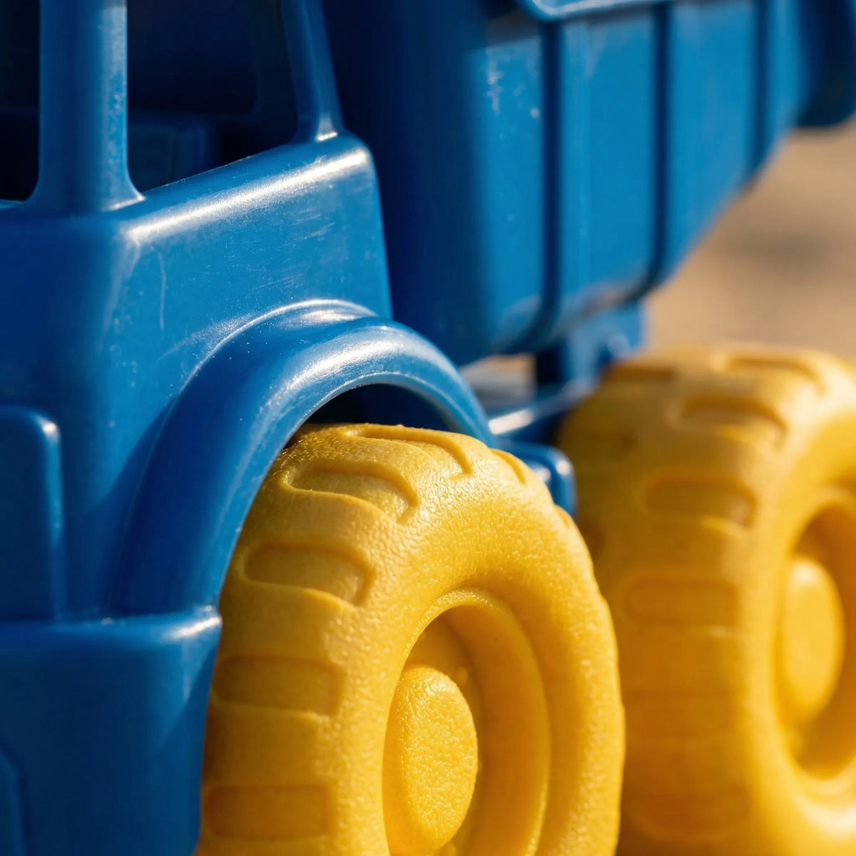 Mehrteiliges Strandspielset für Kinder mit Sandformen und Werkzeugen