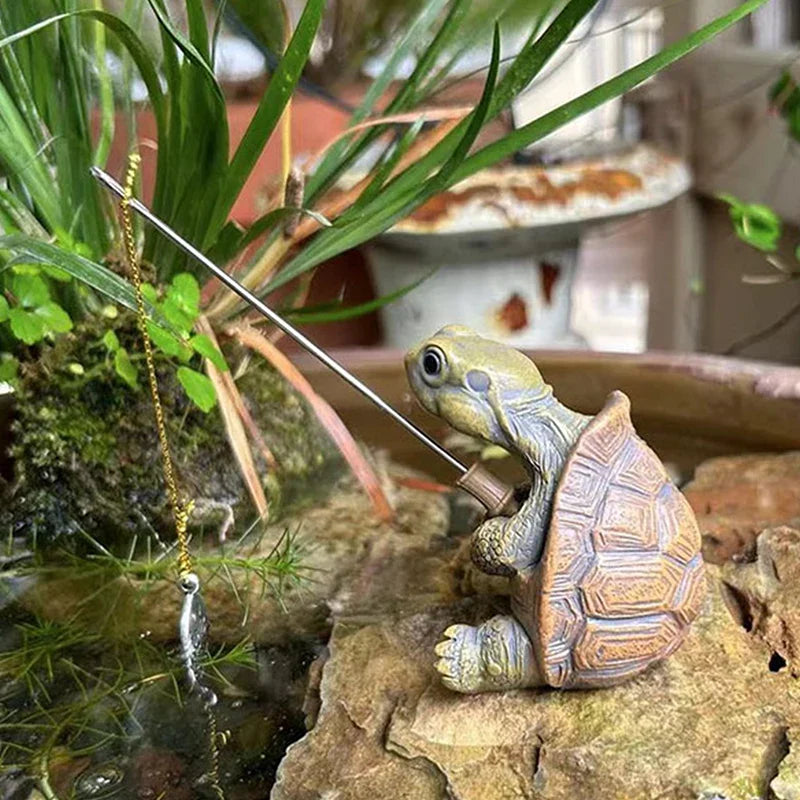 Schildkröte Gartenskulptur mit Angelrute und Fischanhänger detaillierte Figur