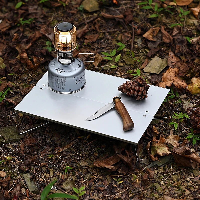 Ultraleichter faltbarer Campingtisch mit Aluminiumrahmen und Tragetasche