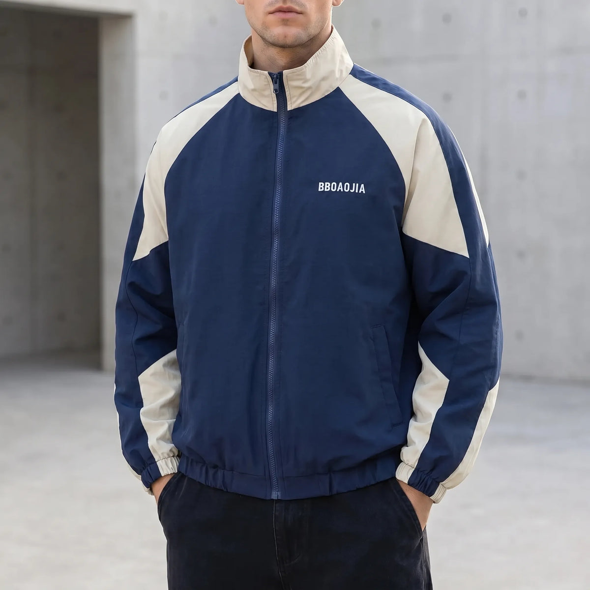 Leichte Varsity-Windjacke mit Farbblock-Patchwork-Panels und lockerer Passform
