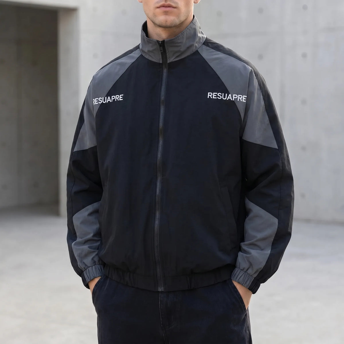 Leichte Varsity-Windjacke mit Farbblock-Patchwork-Panels und lockerer Passform