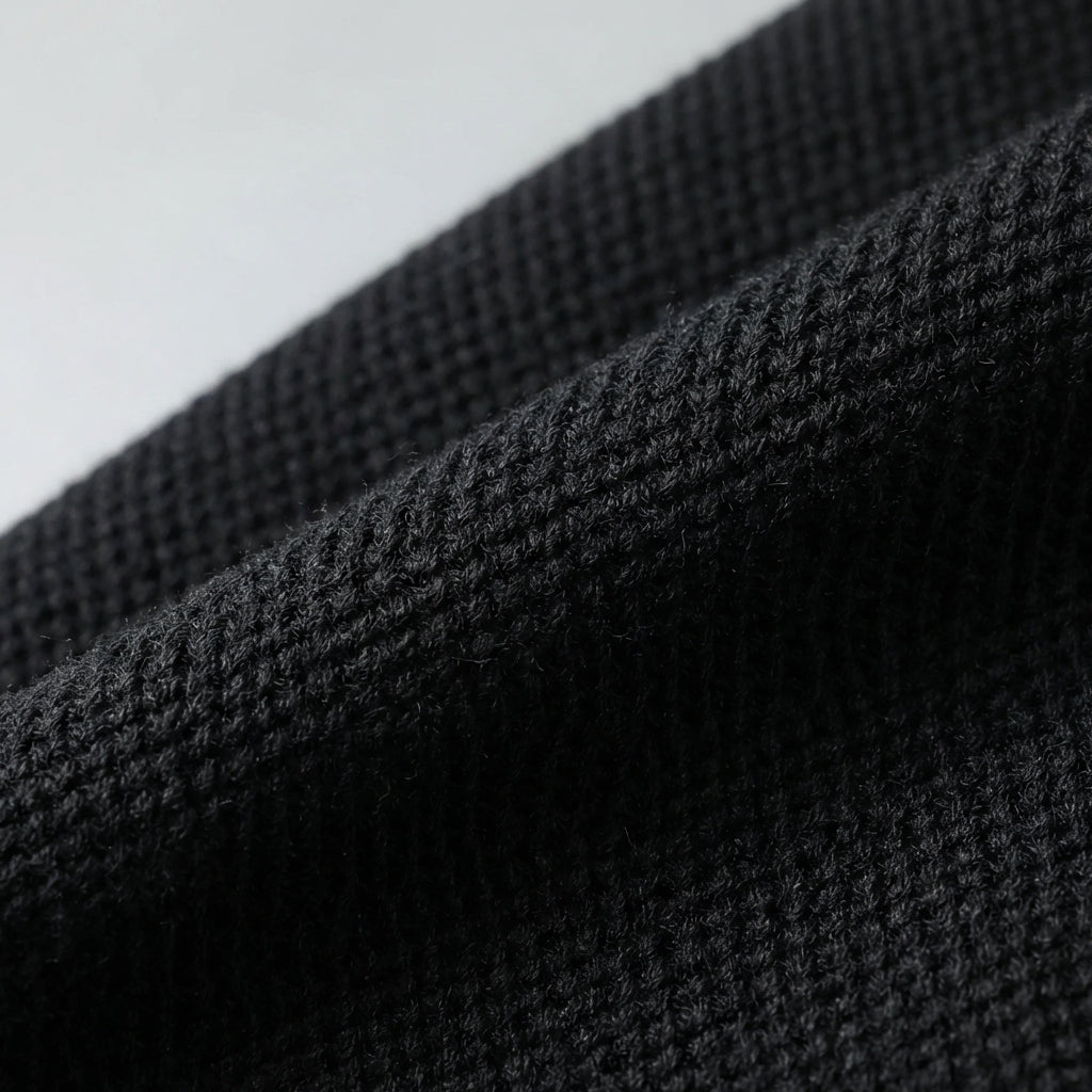 Herren-Strickjacke mit Polokragen, Ärmelstreifen und entspannter Passform