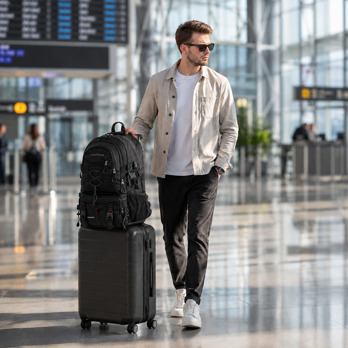 Camp Basel | BergTrail Pro 40L Wanderrucksack mit USB-Anschluss