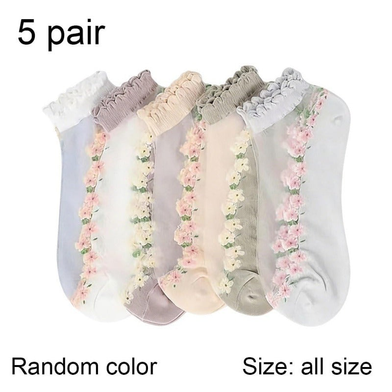 Süße Spitzensocken mit Rüschen