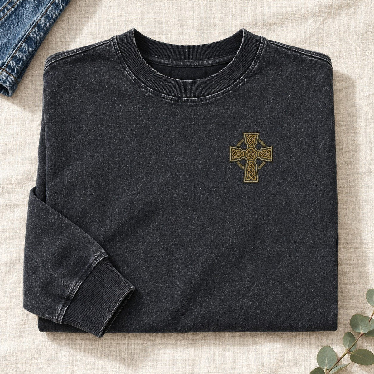 Celtic Cross Left Chest Washed Langarm-T-Shirt
