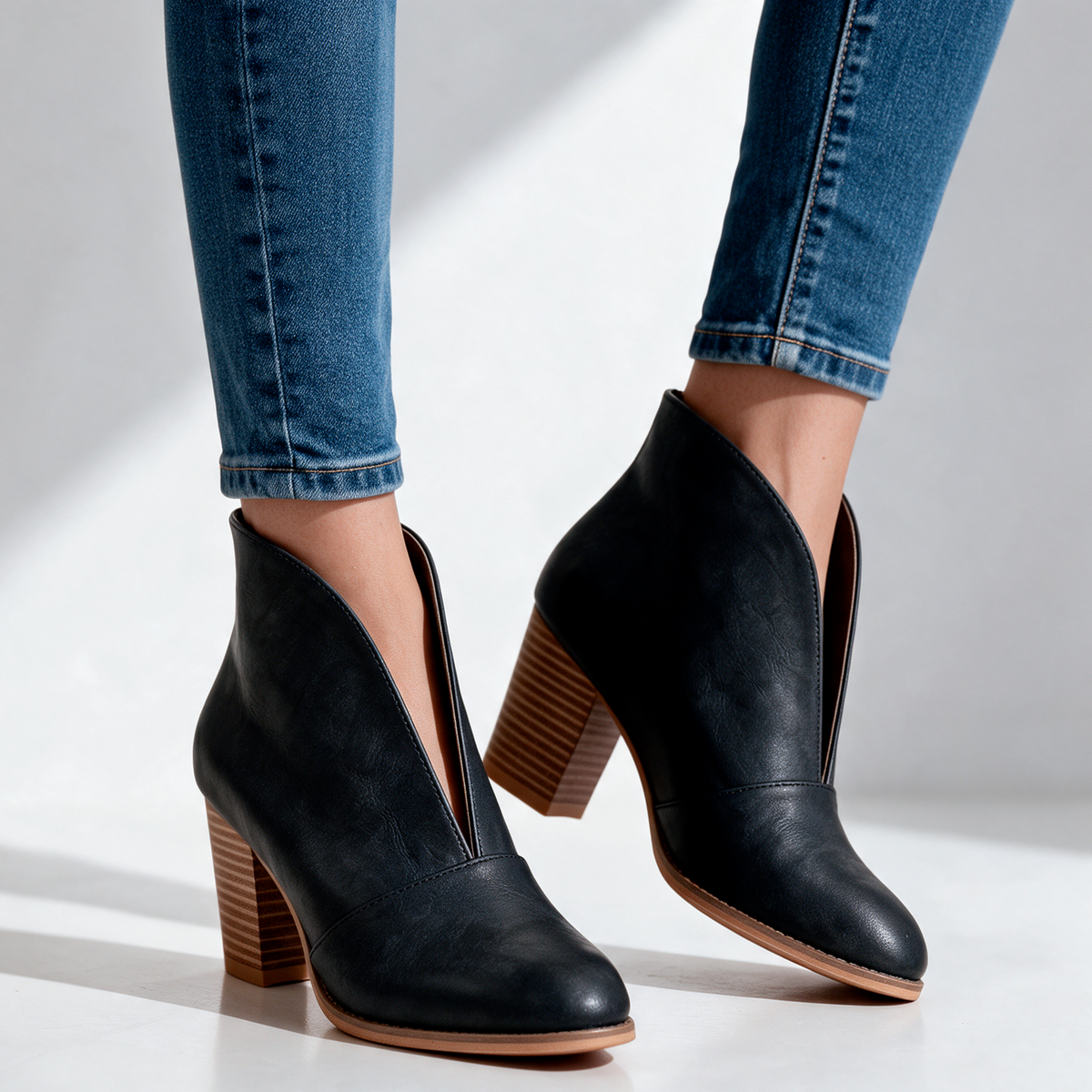 Carina V-Cut Stiefeletten