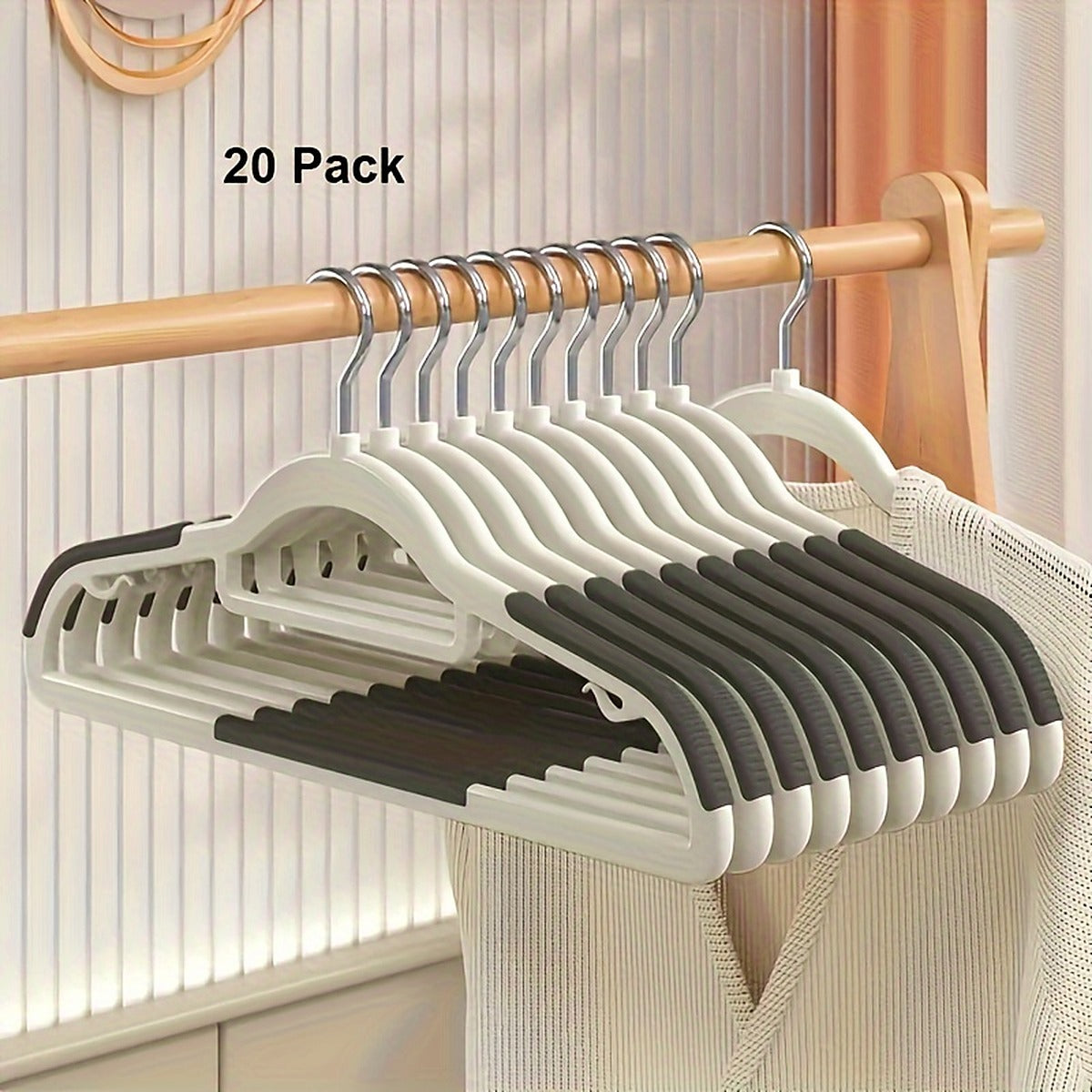 20er-Pack: Schlanke rutschfeste Kleiderbügel mit gerillten Schultergreifern